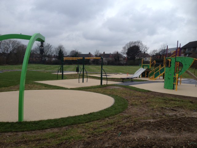 Bowes Meadow showing the play space