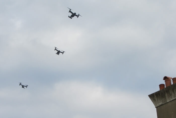 osprey aircraft over palmers green july 201