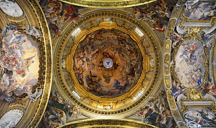 interior of st pauls cathedral dome