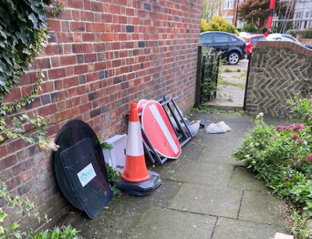 no entry and one way signs dumped near hazelwood rec