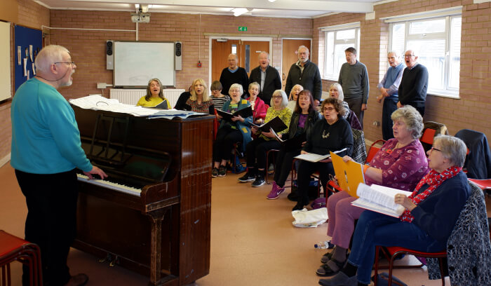 enfield in song choir in rehearsal nov 2021